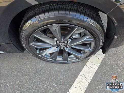 Used 2025 Toyota Corolla XSE FWD image 14