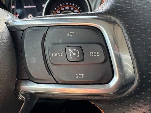 Used 2023 Jeep Gladiator Mojave w/ Trailer Tow Package image 17