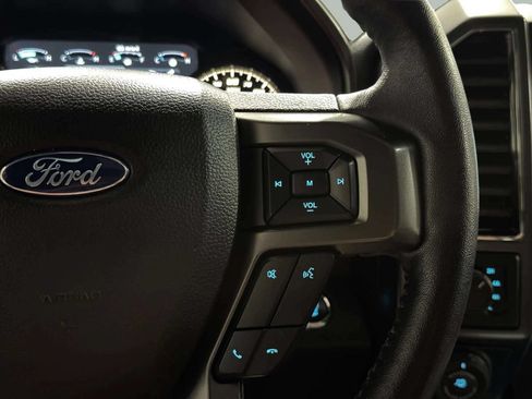 Used 2018 Ford F150 Lariat w/ Equipment Group 502A Luxury AWD/4WD image 10