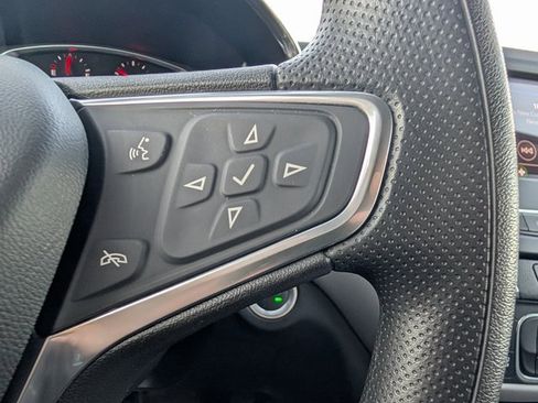 Used 2023 Chevrolet Equinox LS w/ LS Convenience Package image 17