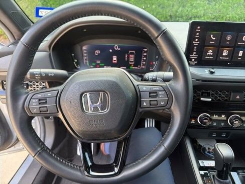Used 2024 Honda Accord Sport image 6