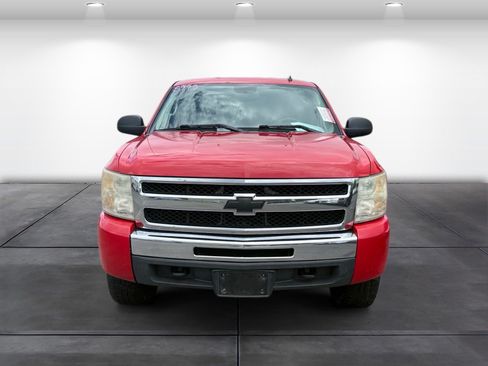 Used 2011 Chevrolet Silverado 1500 LT AWD/4WD image 6