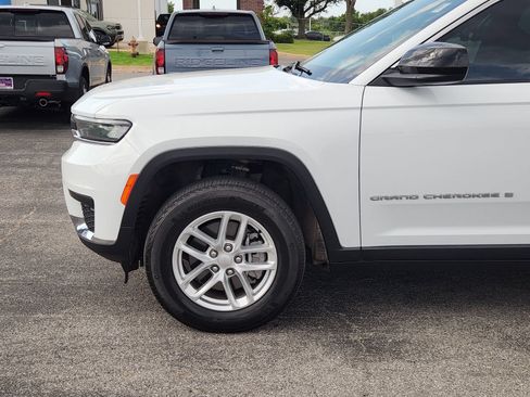 Used 2024 Jeep Grand Cherokee L Laredo w/ Luxury Tech Group I AWD/4WD image 9