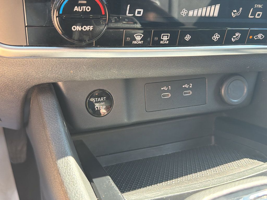 Used 2024 Nissan Rogue SV AWD/4WD image 37