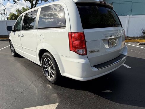 Used 2014 Dodge Grand Caravan SE w/ Quick Order Package 29E SE image 5