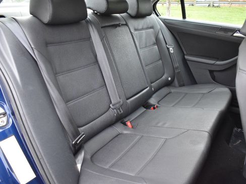 Used 2012 Volkswagen Jetta SE image 14