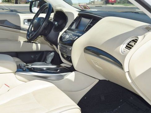 Used 2019 INFINITI QX60 Luxe w/ Essential Package image 24