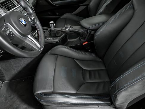 Used 2021 BMW M2 Competition w/ Executive Package image 18