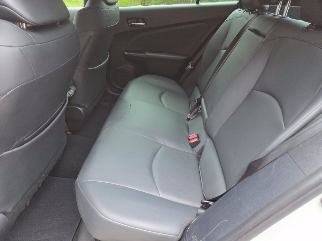 Used 2021 Toyota Prius FWD image 21