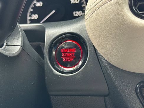 Used 2023 Honda HR-V LX image 34