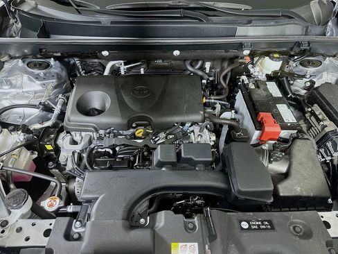 Used 2024 Toyota RAV4 LE image 9