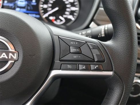 Used 2024 Nissan Altima 2.5 SV image 23