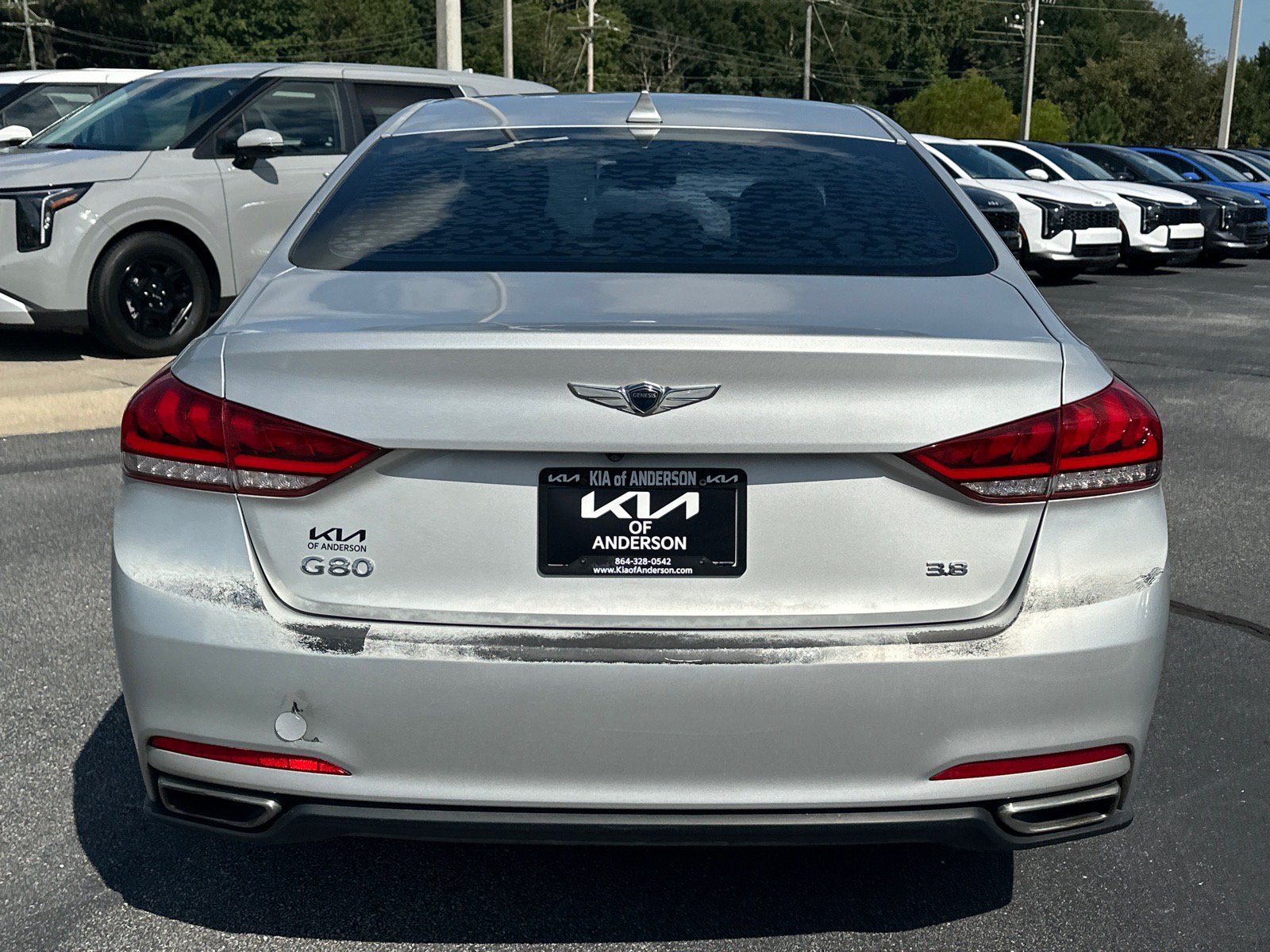 Used 2017 Genesis G80 3.8 RWD image 4