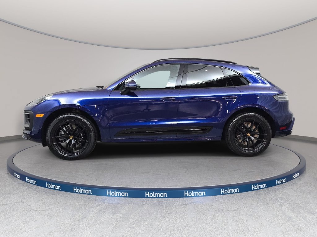 Used 2025 Porsche Macan GTS AWD/4WD image 9