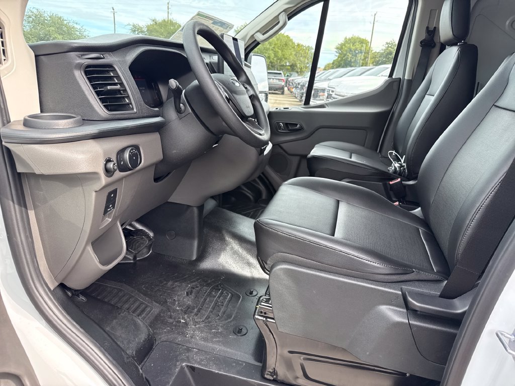 New 2027 Ford Transit 150 Low Roof w/ Load Area Protection Package RWD image 19
