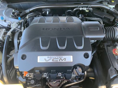 Used 2010 Honda Crosstour EX-L image 19