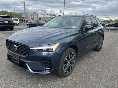 Used 2023 Volvo XC60 B5 Plus w/ Climate Package