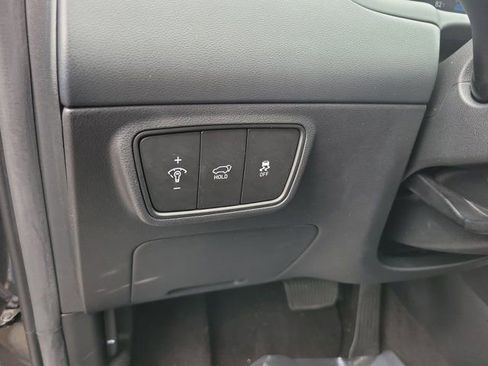 Used 2024 Hyundai Tucson Limited FWD image 19
