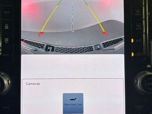 Used 2025 RAM 1500 Laramie w/ Laramie Southwest Edition image 33