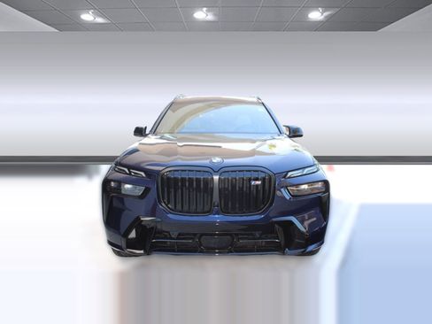 New 2026 BMW X7 M60i image 6
