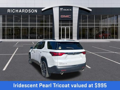 Used 2023 Chevrolet Traverse RS w/ LPO, Floor Liner Package AWD/4WD image 3