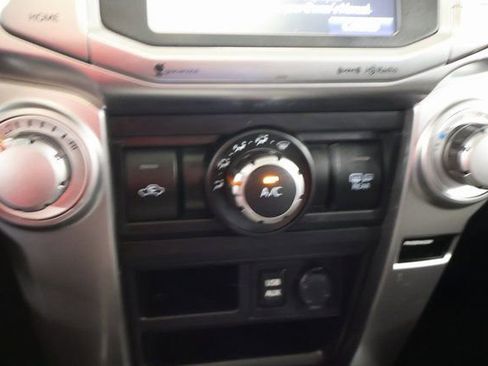 Used 2018 Toyota 4Runner SR5 Premium AWD/4WD image 22