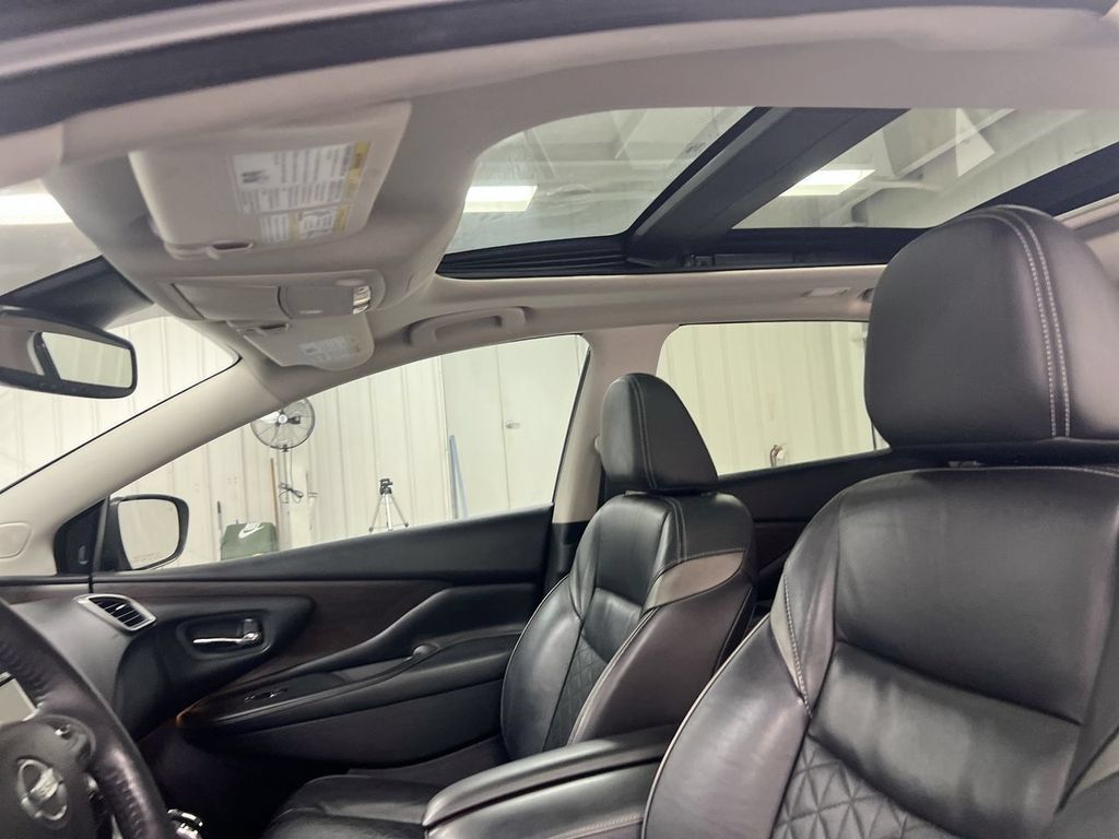 Used 2019 Nissan Murano Platinum FWD image 20