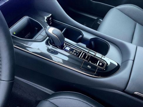 New 2026 Toyota Crown XLE image 10