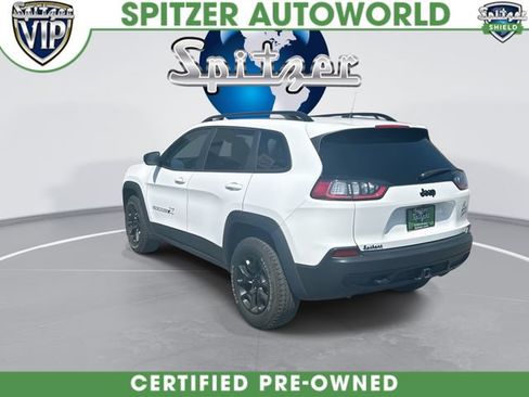 Certified 2022 Jeep Cherokee Latitude w/ Sun & Sound Group AWD/4WD image 7