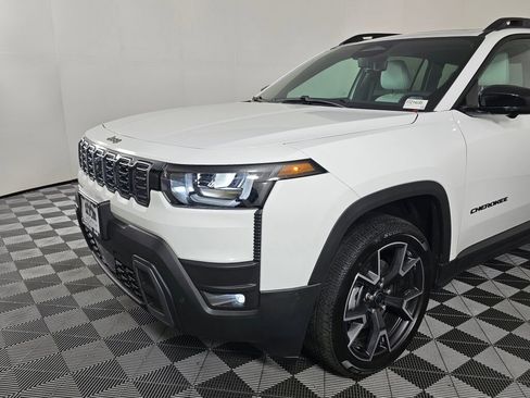 New 2026 Jeep Cherokee Overland w/ Advanced Pro Tech Group image 10