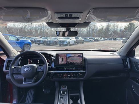 New 2026 Nissan Pathfinder SL image 28
