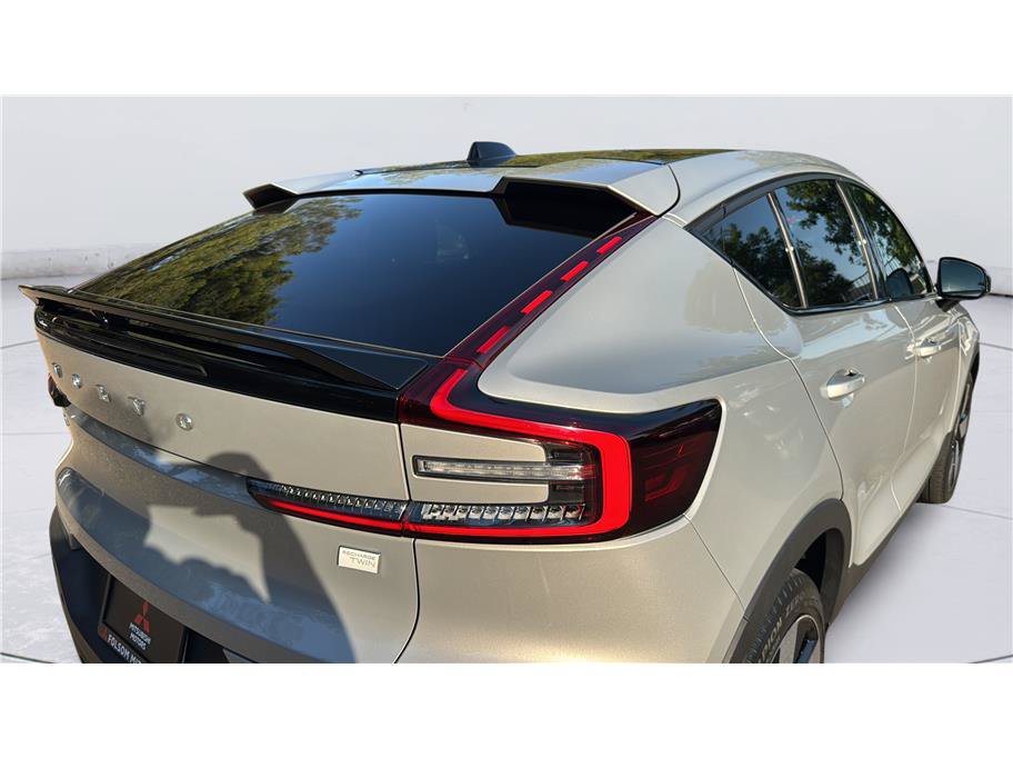 Used 2023 Volvo C40 P8 Recharge Ultimate AWD/4WD image 28