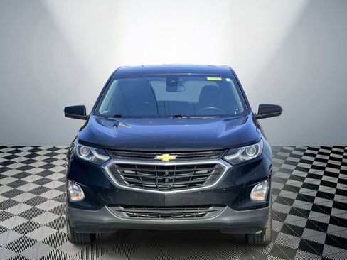 Used 2019 Chevrolet Equinox LT w/ Driver Convenience Package FWD image 2