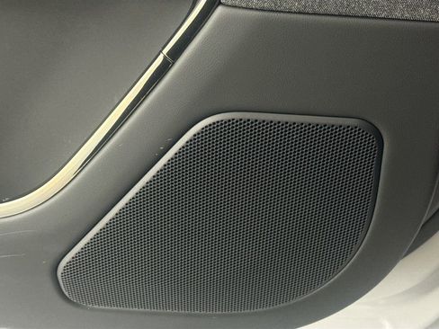 Certified 2025 Land Rover Range Rover Sport SE AWD/4WD image 18
