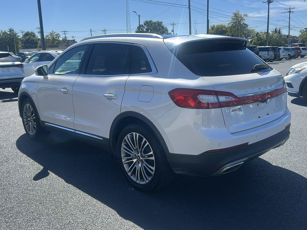 Used 2016 Lincoln MKX Reserve w/ Driver Assistance Package FWD image 7