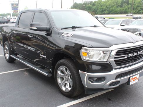 Used 2020 RAM 1500 Big Horn AWD/4WD image 4