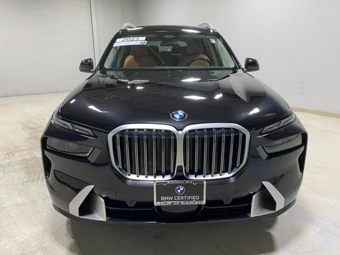 Used 2023 BMW X7 xDrive40i w/ Premium Package image 4