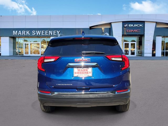 Used 2022 GMC Terrain SLT w/ Tech Package FWD image 28
