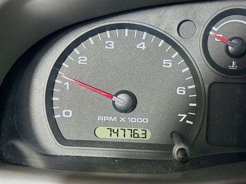 Used 2010 Ford Ranger XLT image 13