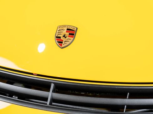 Used 2007 Porsche 911 GT3 RWD image 16
