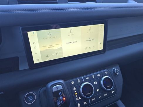 Used 2024 Land Rover Defender 110 X-Dynamic SE image 19