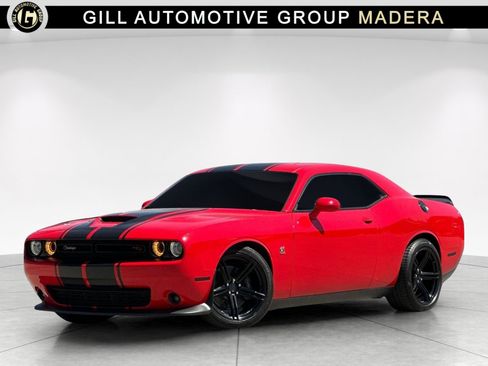 Used 2019 Dodge Challenger R/T Scat Pack w/ Scat Pack Stripe RWD image 1