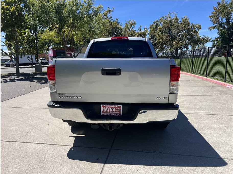 Used 2012 Toyota Tundra 4x4 CrewMax w/ Tow Pkg image 6