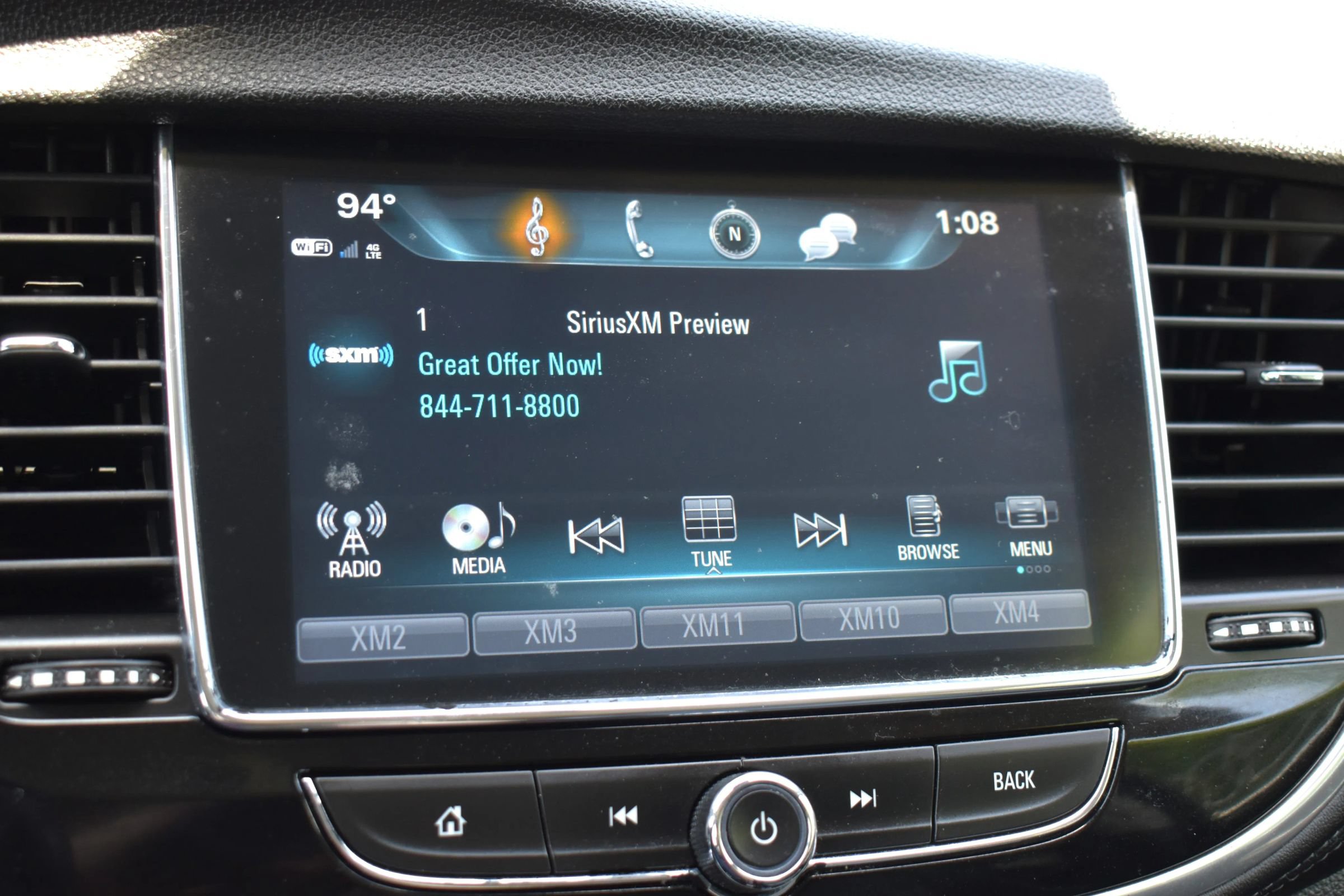 Used 2020 Buick Encore Essence FWD image 56