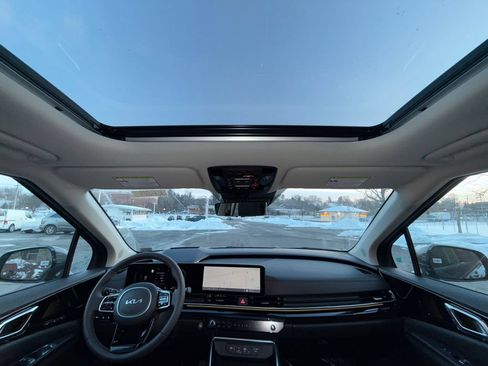 New 2026 Kia Carnival SX Prestige FWD image 26