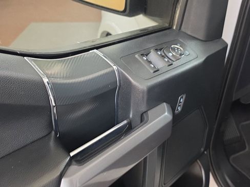 Used 2020 Ford F150 XLT w/ Equipment Group 302A Luxury AWD/4WD image 13