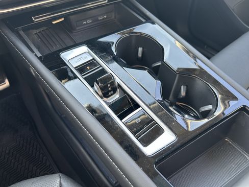 Certified 2025 Volkswagen Atlas SEL Premium R-Line image 14