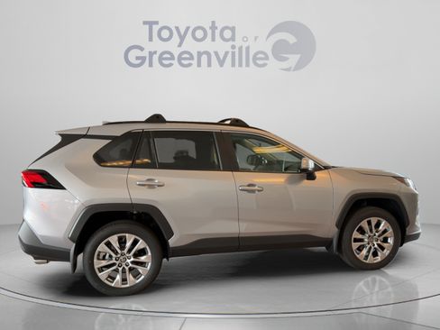 Certified 2025 Toyota RAV4 XLE Premium FWD image 7