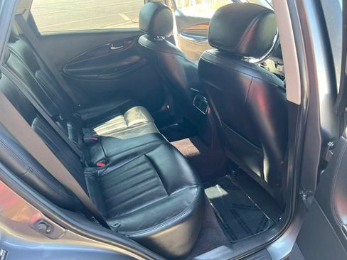 Used 2017 INFINITI QX50 2WD w/ Premium Plus Package image 11