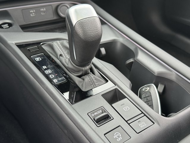 New 2026 Nissan Sentra SV w/ SV Convenience Package FWD image 16